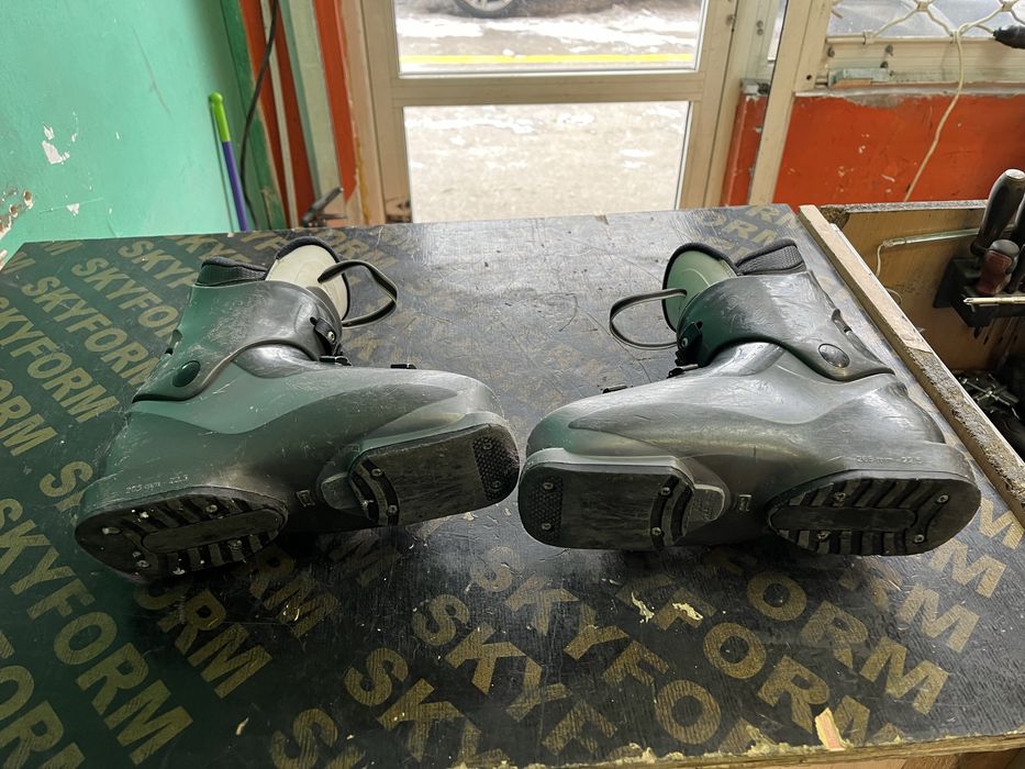 Ски обувки Rossignol