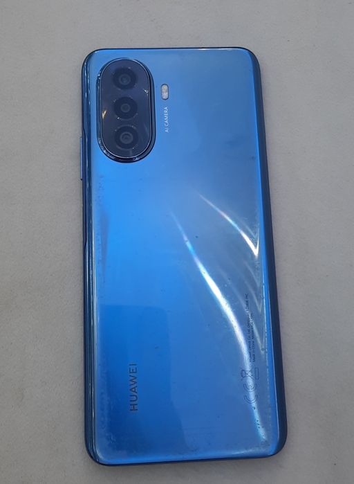Huawei nova y 70