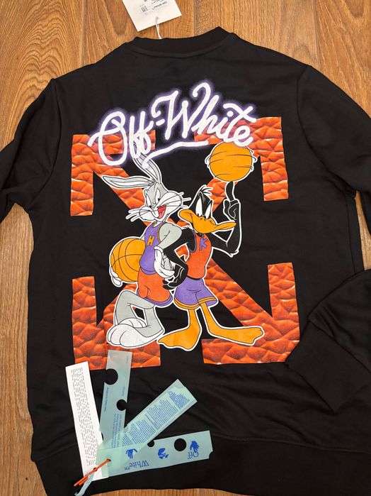 Чисто нови мъжки блузи