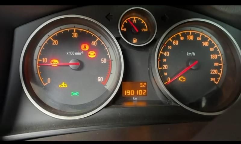 Motor cu sistem injectie si turbo 190.102 km reali Opel Astra H faceli