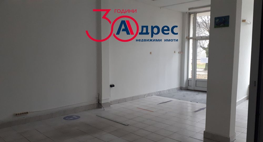 Продава се Магазин в Севлиево - 181 кв.м за 423 €/кв.м - Снимка #2
