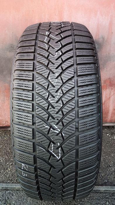 1брой зимна гума 225/55/17 Semperit