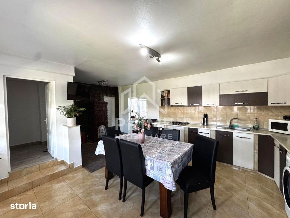 Casa de vanzare spatioasa  – TEIUS | 170 MP UTILI | 585 MP TEREN