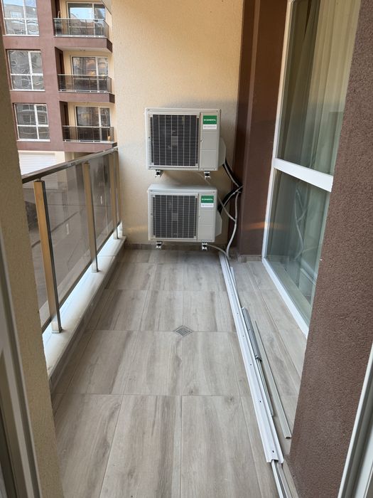 Двустаен апартамент с подземно паркомясто под наем в к-с “Южен 2”