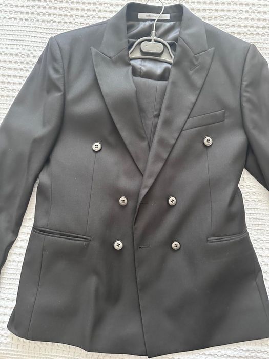 Двубортный костюм тройка