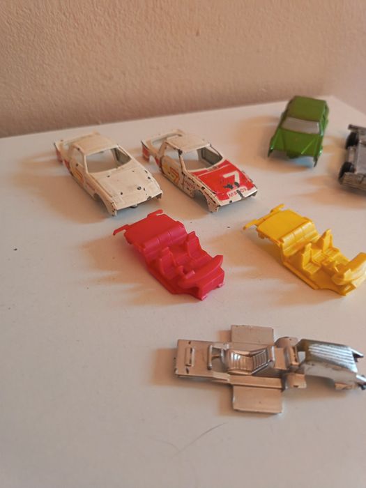 Стари колички и части Matchbox