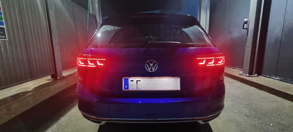 Passat B8.5 2020 Facelift R-Line FULL Option IQ.Light DSG Impecabil