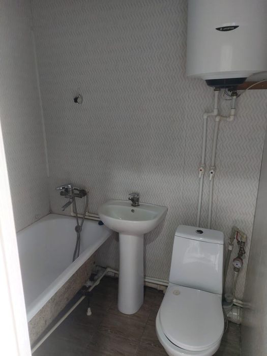 Продаётся 1 ком кв Жамбыла 157