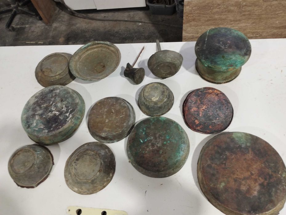 Лот от Медни съдове