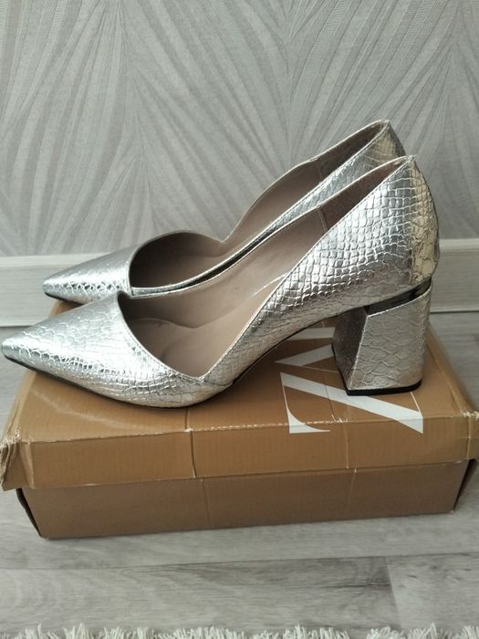 Продам туфли 18000