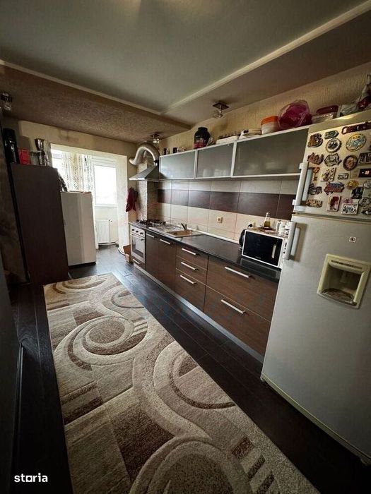 Vanzare apartament 3 camere, zona Ultimul Leu, 72 mp — fotografia 3