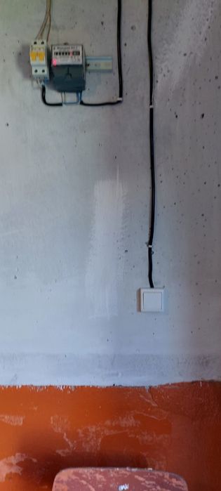 Продам гараж   .За рестораном Север ,