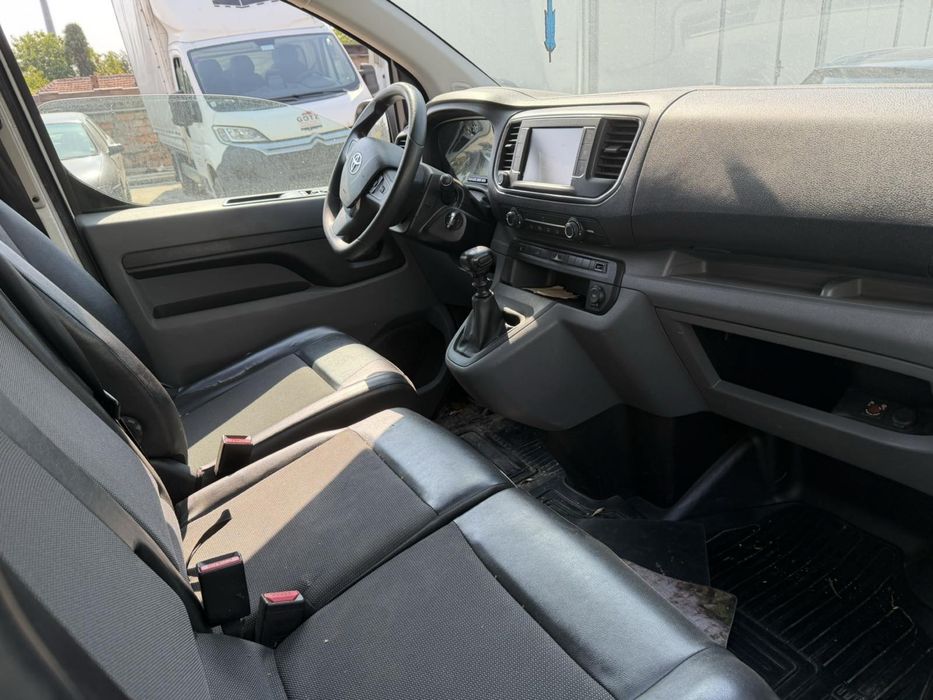 Toyota proace 2020 на части
