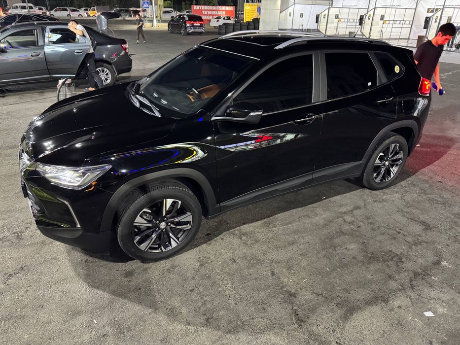 Tracker 2 premier 2023