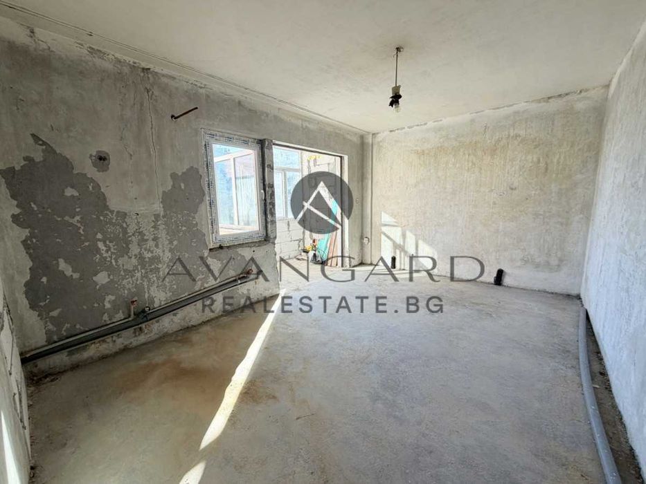 Продава се Едностаен апартамент в Пловдив, Тракия - 36 кв.м за 1012 €/кв.м - Снимка #1