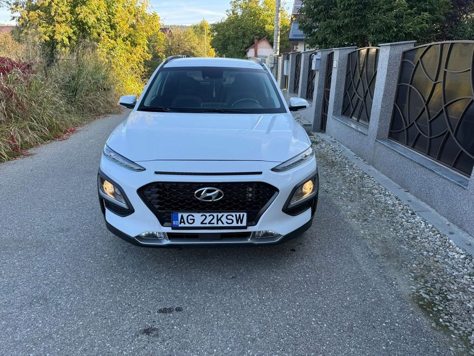 Hyundai KONA 74.000 Km carte service, proprietar de noua, stare impecabila