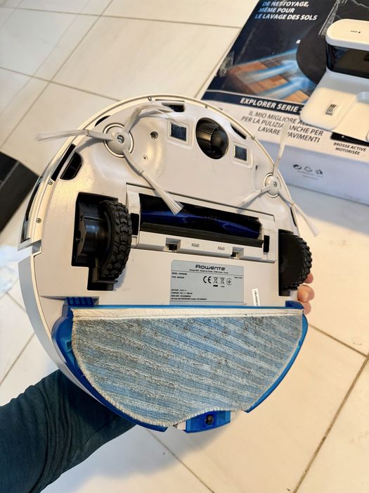 Robot de aspirare Rowenta X-Plorer RR7987WH functie mop - IMPECABIL