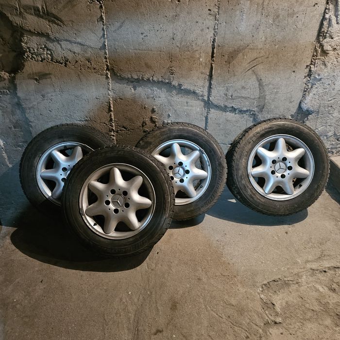 Jante cu cauciucuri de iarna Mercedes W205 195/65/15