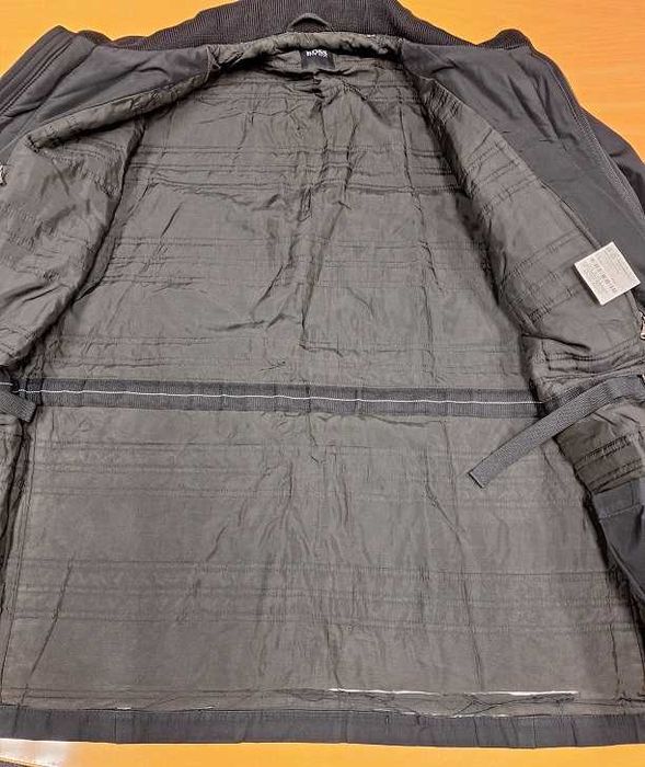 Зимно официално палто HUGO BOSS.