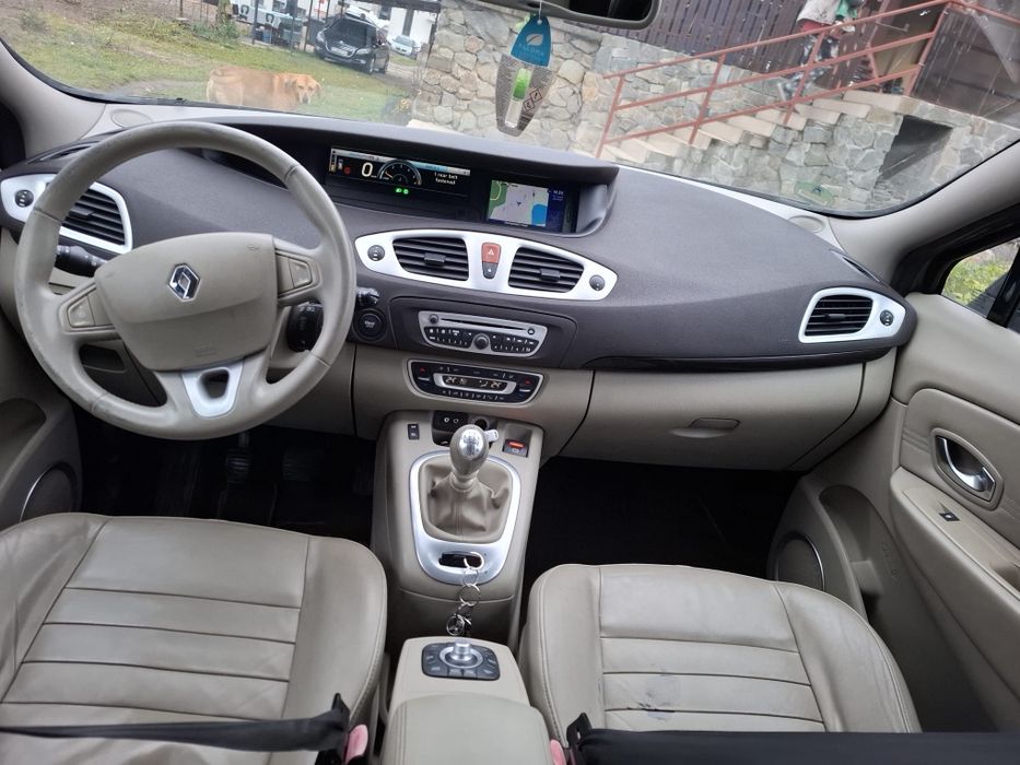 Vând renault grand scenic 1.9 in stare perfecta de funcționare