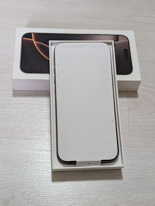 iPhone 16 Pro Max 256 gb ёмкость 100