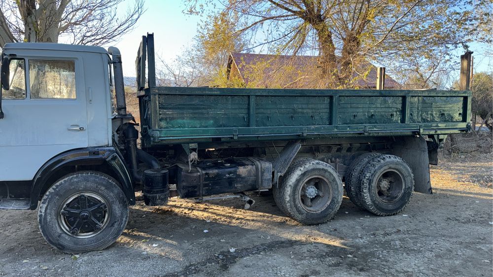 Продам КамАЗ сельхозник