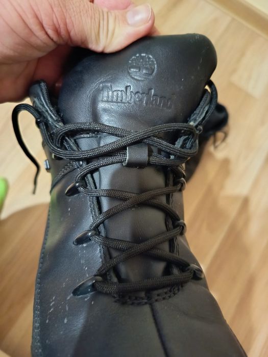 Bocanci Timberland impecabili