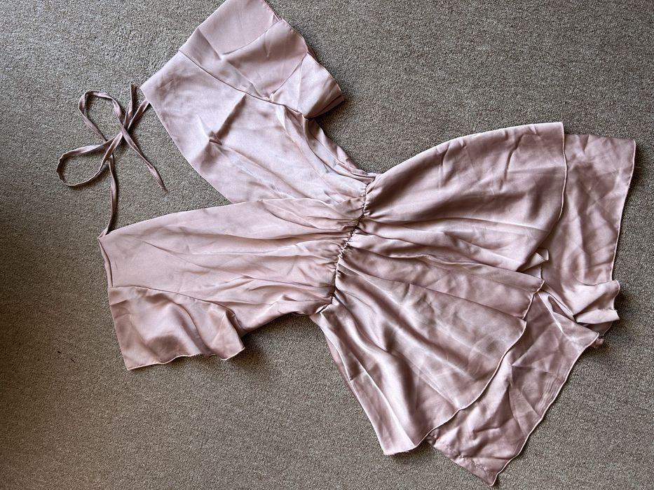 Летни роклички.