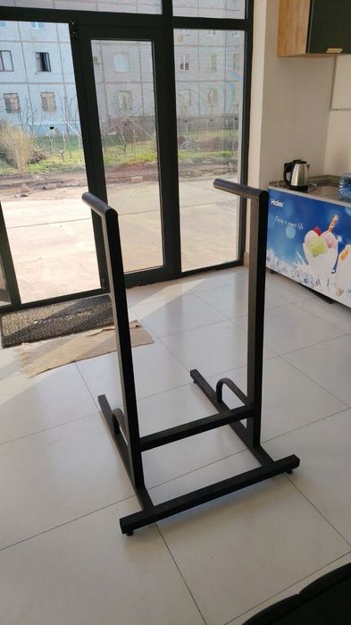 Брус сотилади идеал холатда 200кг бемалол