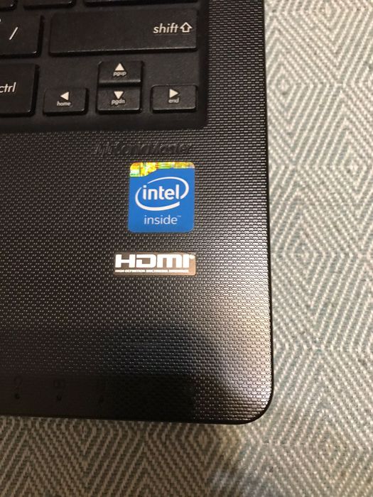 Laptop ASUS X2000M Notebook