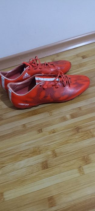 Футболни обувки Adidas F30