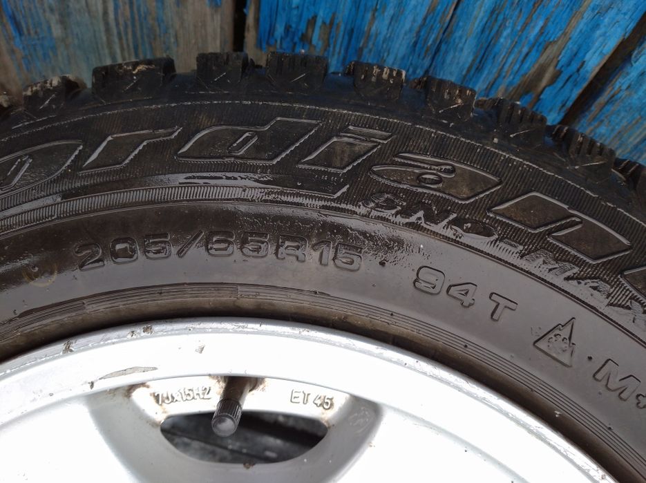 Диски с зимней резиной