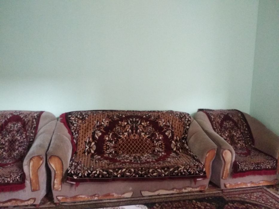 Диван с креслами