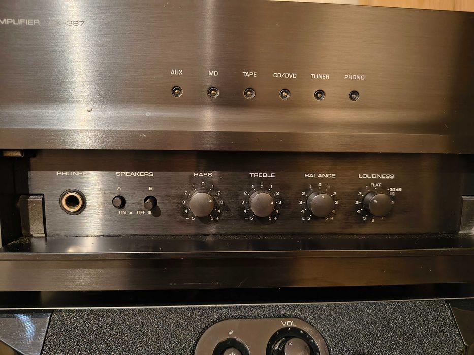YAMAHA HiFi комплект усилвател субуфер колонии