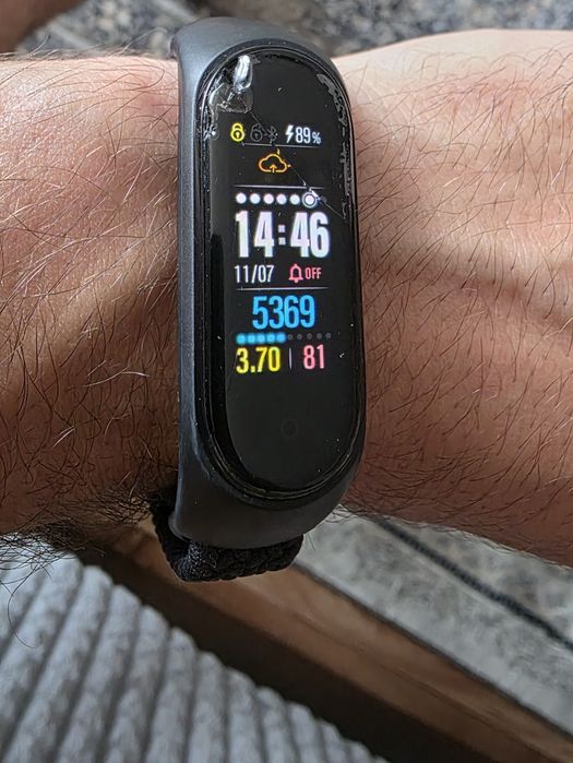 Mi band 5 , состояние видите на фото