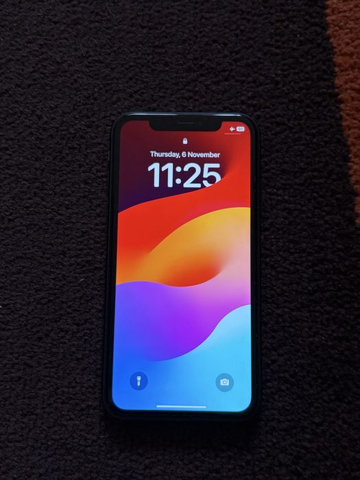 iPhone 11 - 64GB като нов