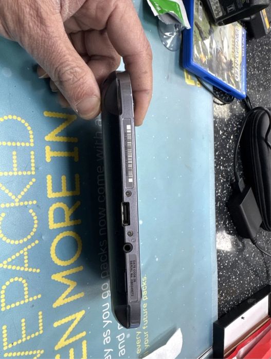 PS Vita PCH1003, OLED