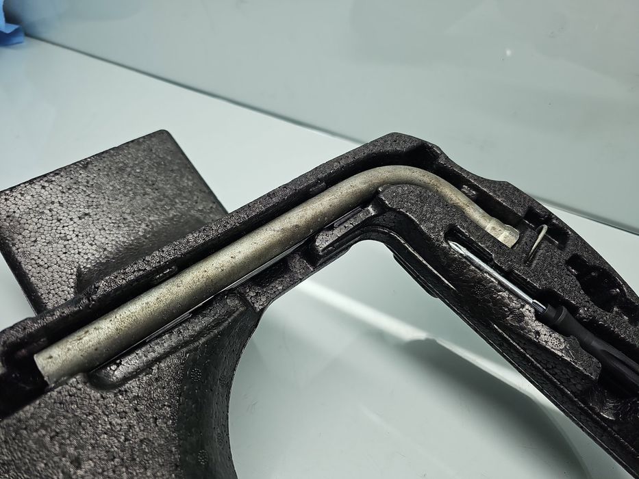 Set cric si cheie AUDI A6 (4G2, C7) [Fabr 2012-2017] OEM