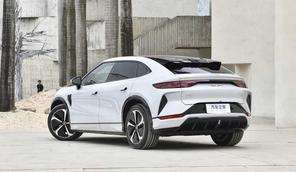 BYD Song L Excellent 4wd 602 km Naqd va Halol nasiya
