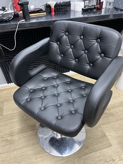 Бръснарски/фризьорски стол