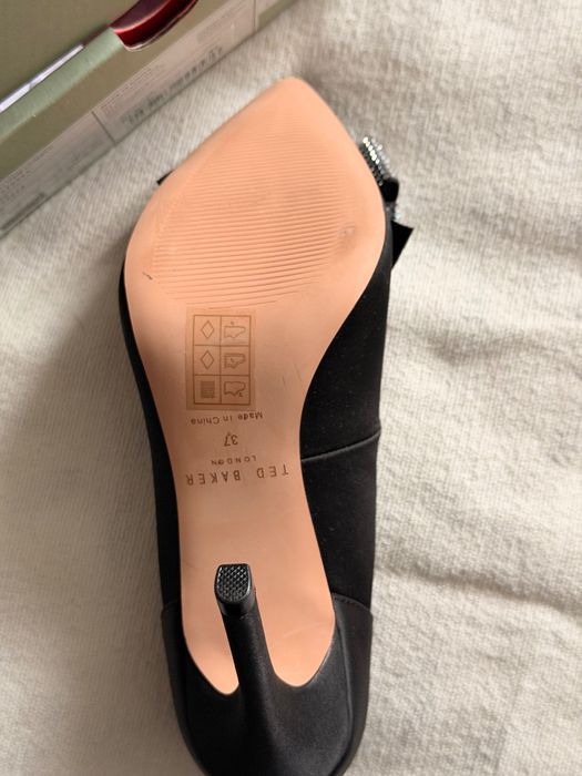 Ted Baker обувки на ток