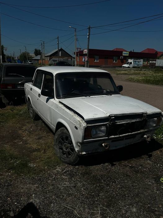 Продам ваз 2107.