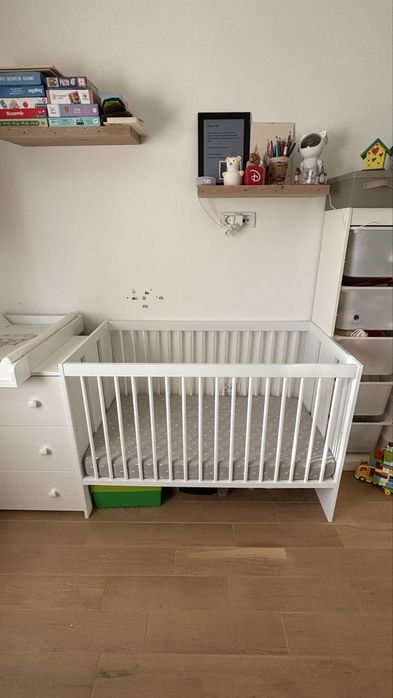 Vand se mobilier bebelus