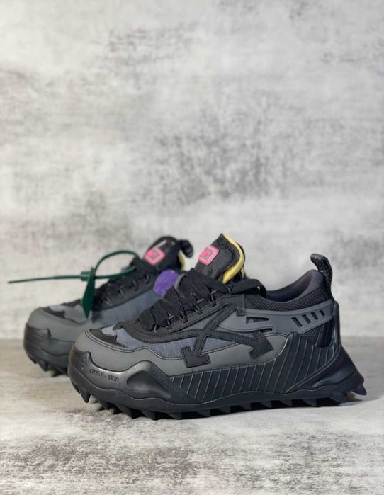 Adidasi Off White ODSY