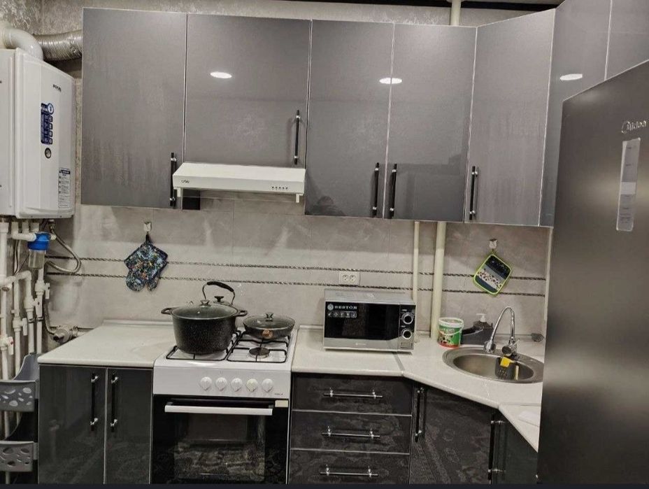 Chilonzor metroni oldida oqtepa lavish orqasi