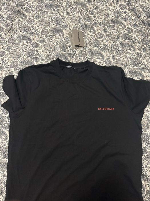 Tricou balenciaga
