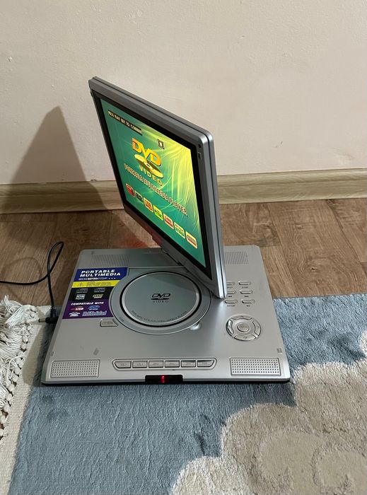 Портативный DVD сатылады.
