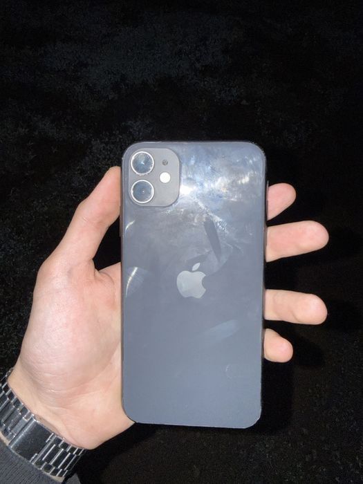Продажа Б/у iPhone 11