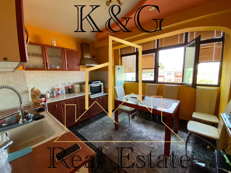 Продава се Тристаен апартамент в Разград, Орел - 76 кв.м за 1275 €/кв.м - Снимка #2