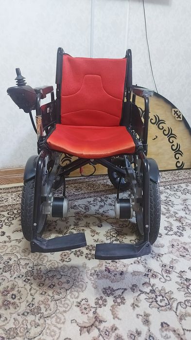 Инвалидная электрическая коляска